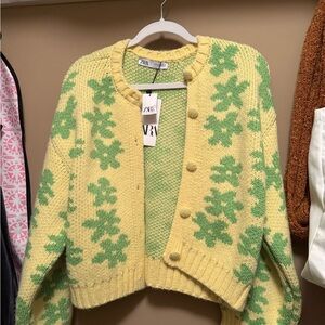 Zara Women's Yellow and Green Floral Cardigan